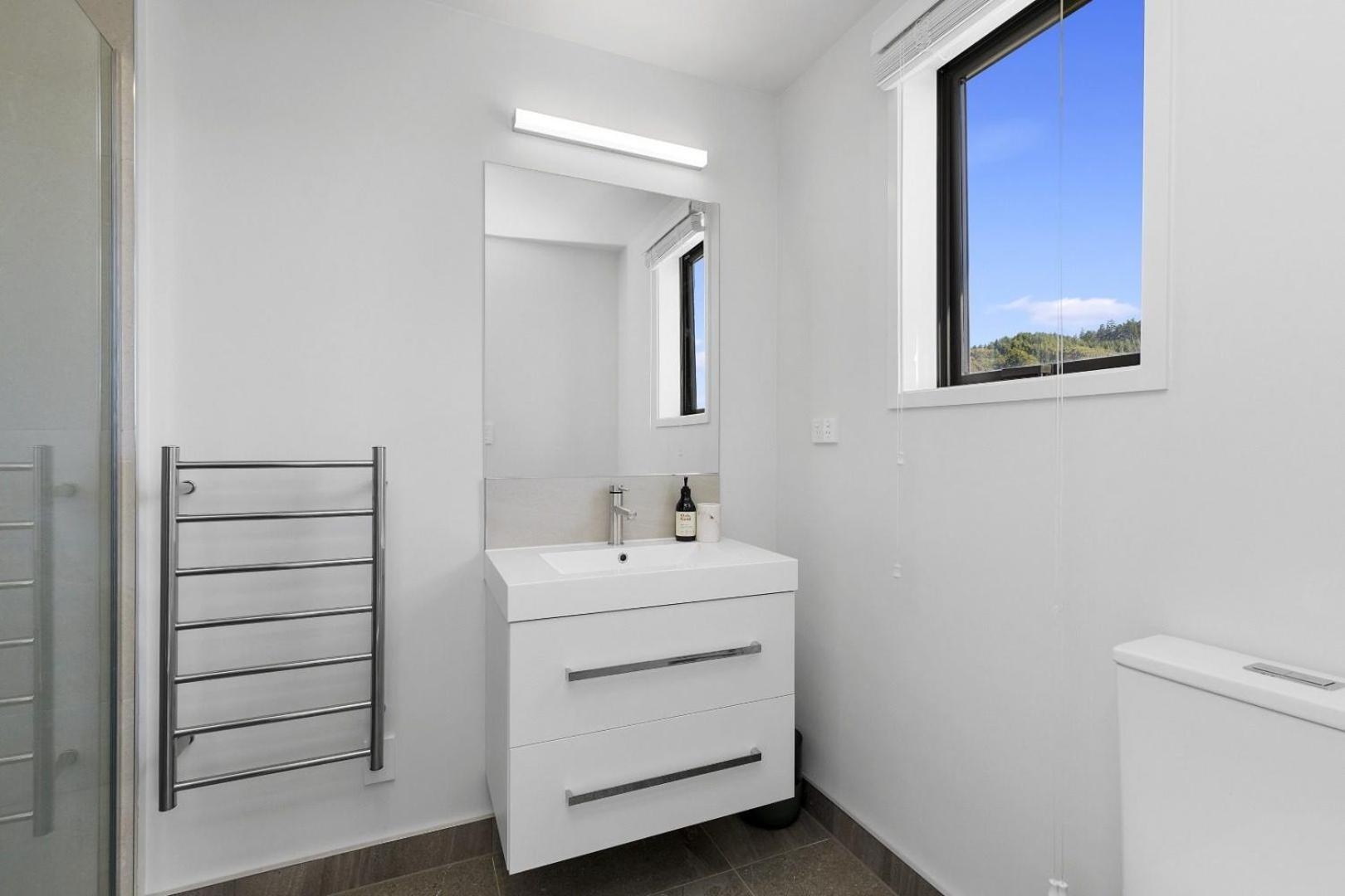 Whitby Townhouse Porirua Exterior foto