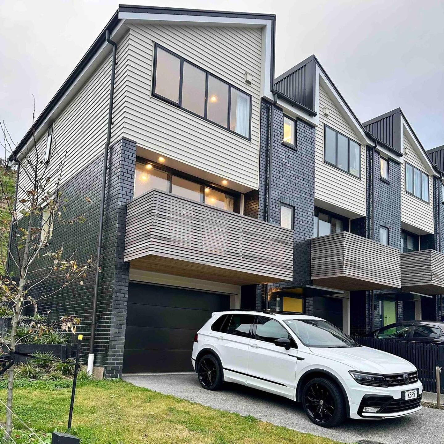 Whitby Townhouse Porirua Exterior foto